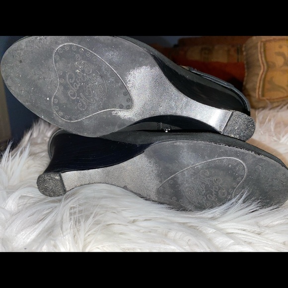 Naughty Monkey black wedge boots - Picture 6 of 6